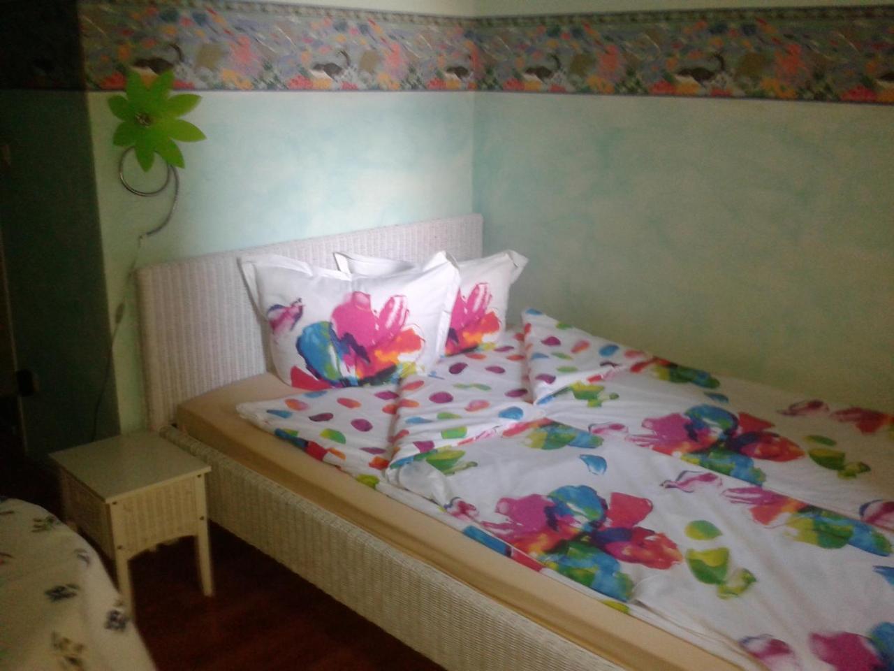 Acasa Bed & Breakfast Frankfurt am Main Luaran gambar