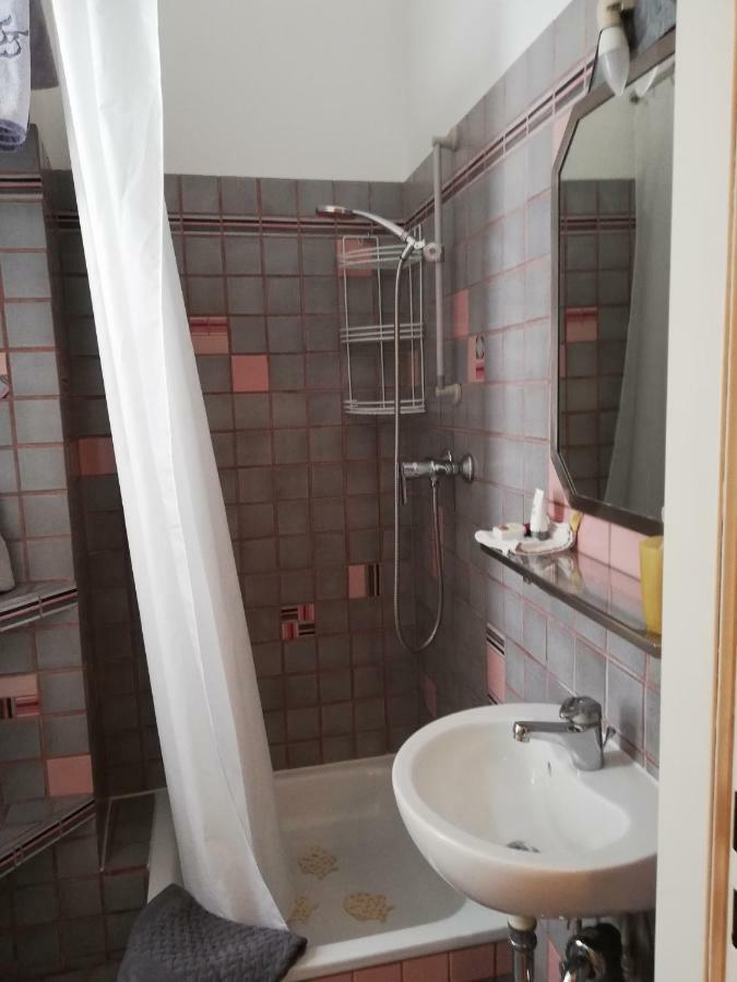 Acasa Bed & Breakfast Frankfurt am Main Luaran gambar